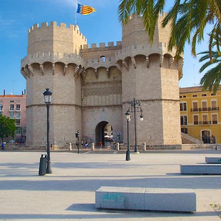 Valencia Veneta Calda Apartment Bagian luar foto